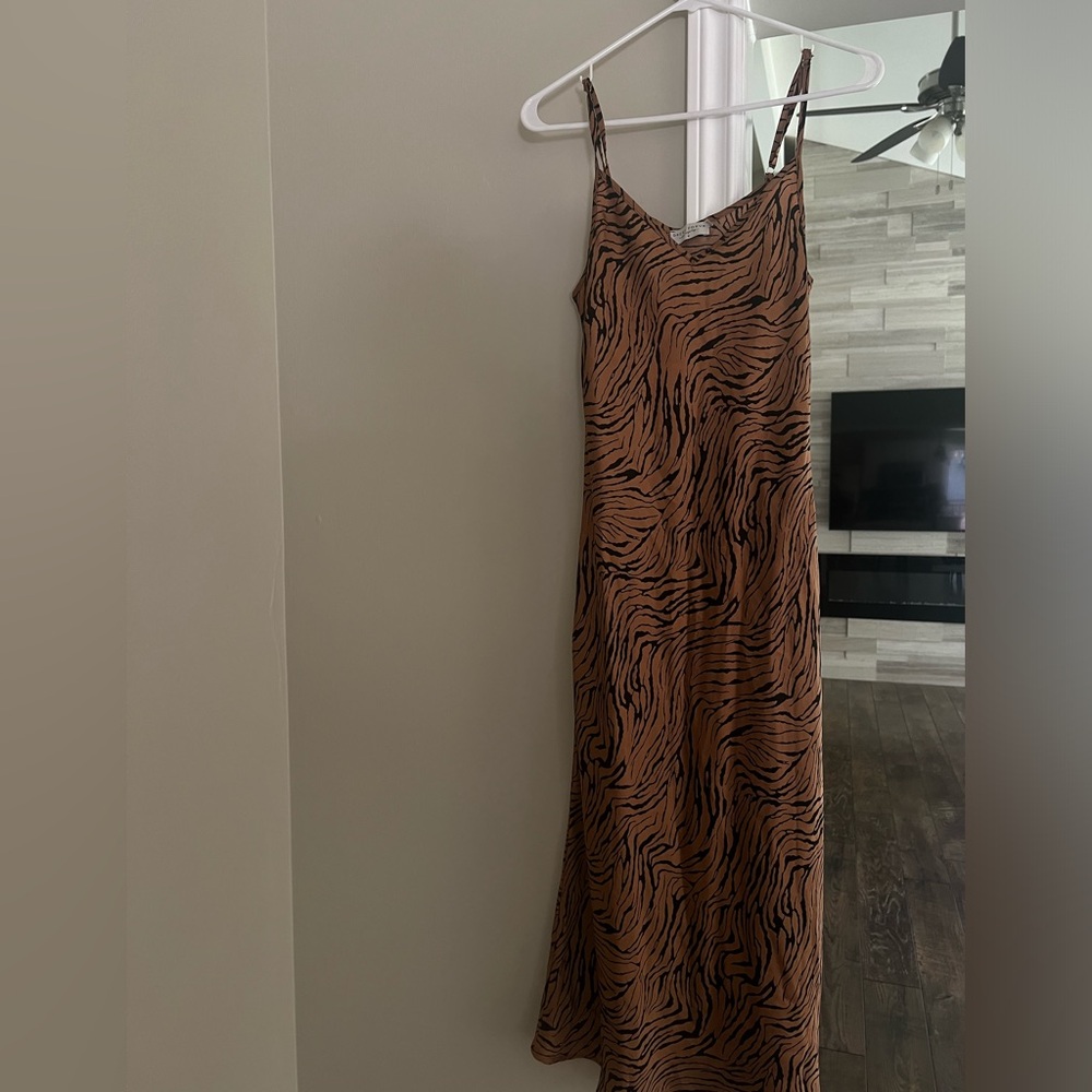 Midi animal print dress